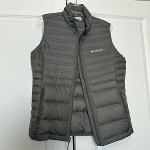 Grey Columbia Vest Size Large